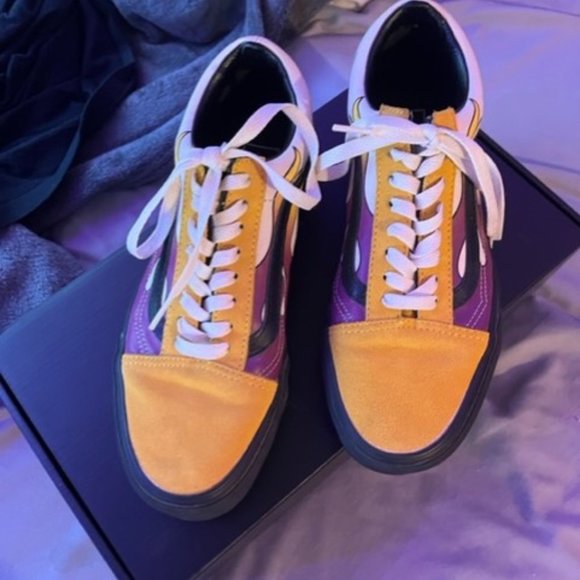 Custom vans(Size 9 women/ Size 7.5 Men's  ) - Picture 2 of 5